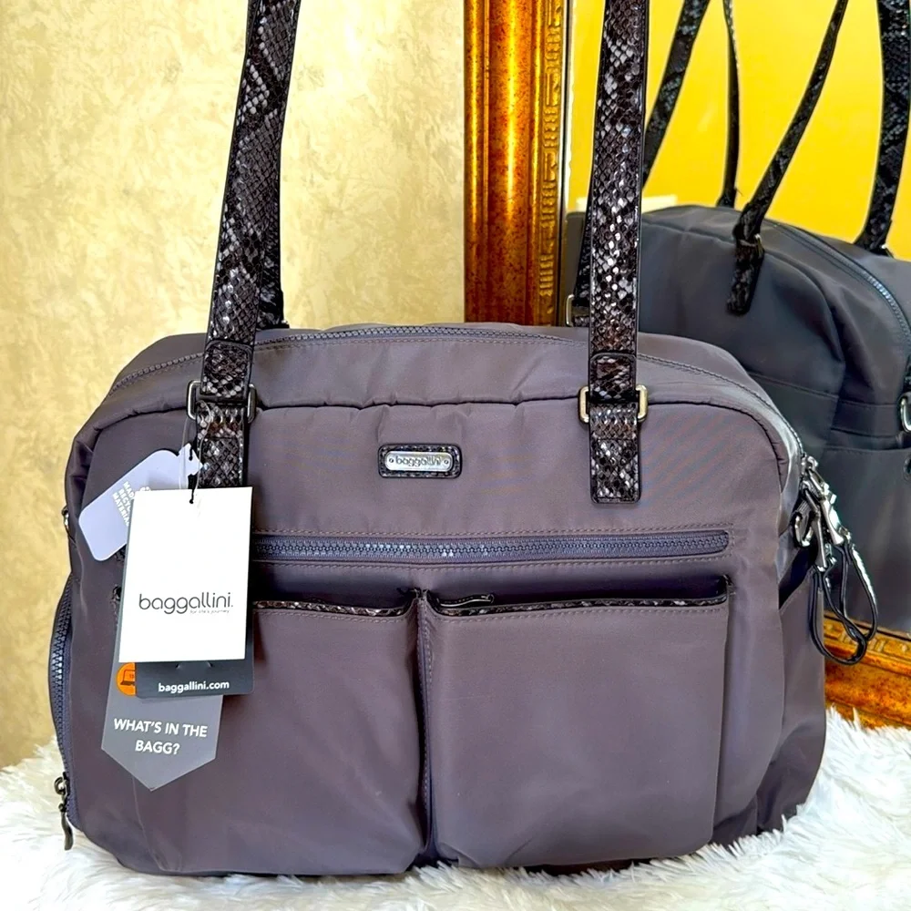 New Baggallini Fifth Avenue Weekender Bag. Gray w/snakeskin look handles & trim